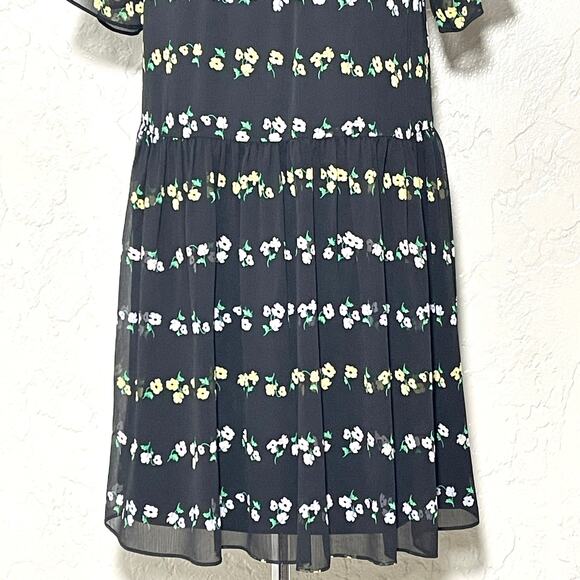 Ann Taylor Black Floral Smocked Shift Dress SZ S - Picture 5 of 10